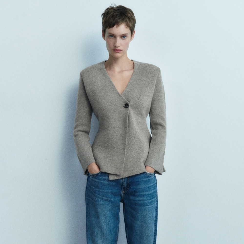 Wool knit blazer